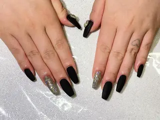 ネイル VIERU 🌈🎀💖のネイルデザイン