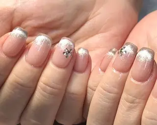 ネイル ネイルサロン Friday 21所属・ネイルサロン Friday 21のネイルデザイン