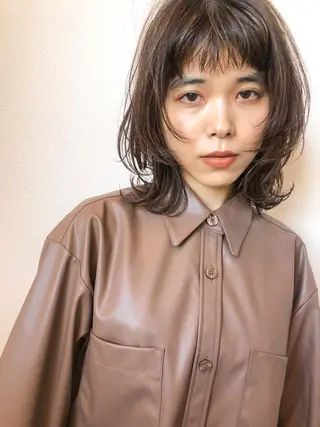 ミディアム カラー 🩰オリーブ/ ベージュ松本咲花🩰のヘアスタイル