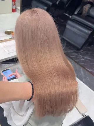 セミロング カラー ヘアアレンジ 複雑履歴修正/ ハイトーン職人/拓真のヘアスタイル