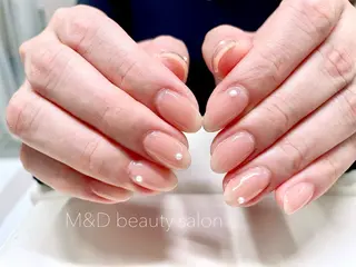 ネイル M&D BeautySalon銀座店所属・M&D 銀座店のネイルデザイン
