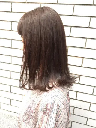 ミディアム カラー ✂️小顔カット✂️ 山本有紀のヘアスタイル