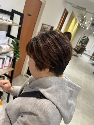ショート 藤田 紋芽 Jr.stylistのヘアスタイル