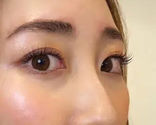 マツエク・マツパ ルナクレスタ 🌙代表Mikiの眉毛・アイブロウイメージ