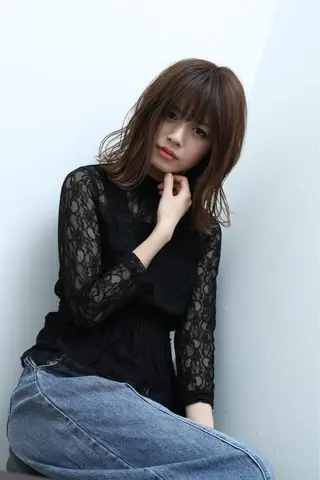 ミディアム 中野 雅子のヘアスタイル