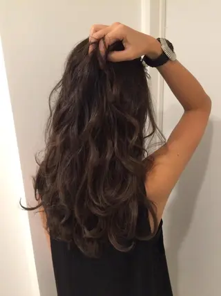 ロング カラー 🌈評価No.1🌈 艶髪カラー❌エクステのヘアスタイル