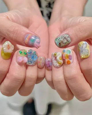 ネイル Su. Naillandのネイルデザイン