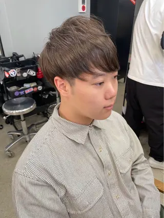 ショート カラー メンズ メンズ専門サロン wokeのヘアスタイル