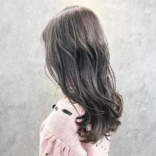 セミロング 所渉/韓国レイヤー /ウルフカットのヘアスタイル