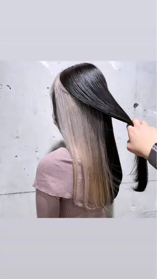 カラー 透明感ベージュ🤎 ナチュラルレイヤーのヘアスタイル