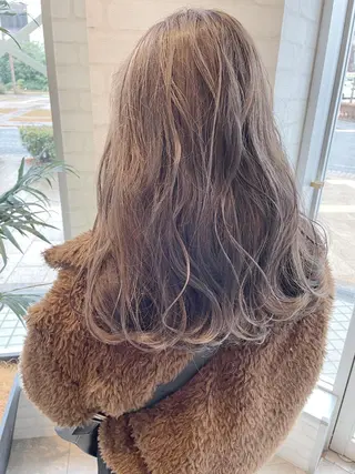 セミロング カラー ケアブリーチ /髪質 改善/古橋圭史郎のヘアスタイル