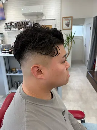 ショート パーマ メンズ CUCUMBER所属・本間 颯太のヘアスタイル