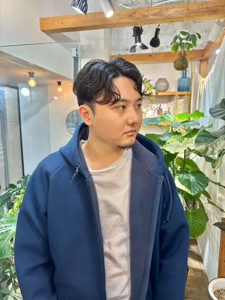 ショート パーマ メンズ カネコ ナナミのヘアスタイル