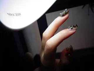 ネイル ニコネイル八王子店所属・永山 未蘭のネイルデザイン