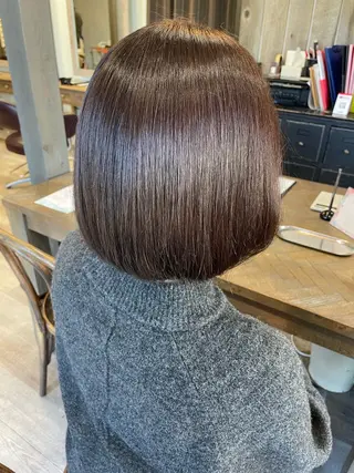 カラー 木本 真子のヘアスタイル