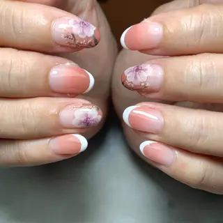 ネイル atelier　FIORITURA所属・FIORITURA aiのネイルデザイン