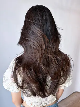 セミロング カラー ITbyALBUM 下北沢店のヘアスタイル