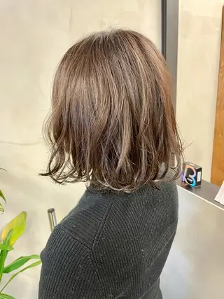 ミディアム カラー パーマ tatsumi/ボブ ウルフ/レイヤーのヘアスタイル