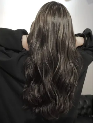 ロング カラー ショート/ハイライト 特化  松倉のヘアスタイル