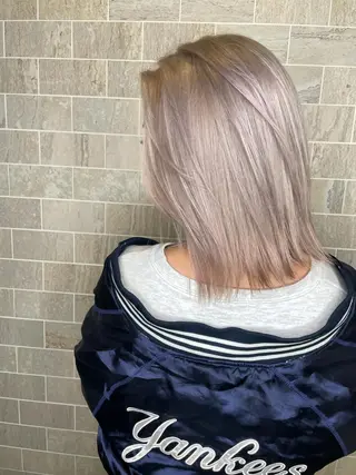 ミディアム ブリーチ毛矯正.髪質 改善.髪にドラマをのヘアスタイル