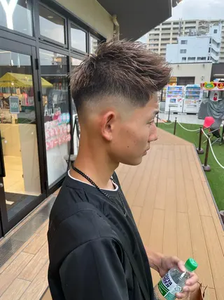 ショート カラー メンズ メンズヘア特化 崎田 成人のヘアスタイル
