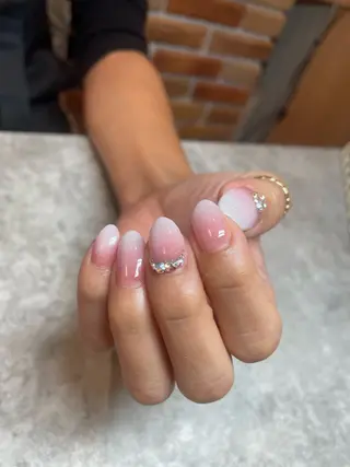 ネイル 佐藤  悠子のネイルデザイン