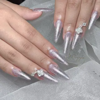ネイル Maggie Nail🦩のネイルデザイン