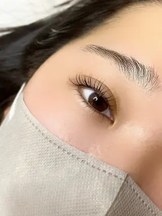 マツエク・マツパ urara eyelash&eyeblow所属・【 urara 】 rikaのマツエク・マツパデザイン