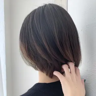 ショート カラー fio マナミのヘアスタイル