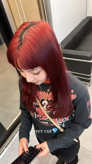 セミロング 善財 康葵のヘアスタイル