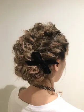 ミディアム ヘアアレンジ レイヤーカット🌈 透明感カラー🌷ﾕﾘのヘアスタイル