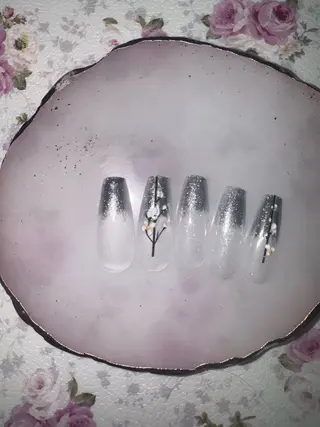 ネイル on nail 尾張旭三郷店のネイルデザイン