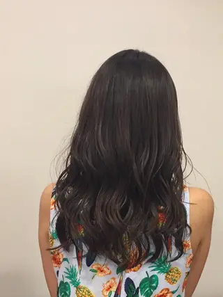 セミロング ✨透け感カラー✨ 上村一樹のヘアスタイル