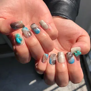 ネイル crestnail所属・小林 束紗のネイルデザイン