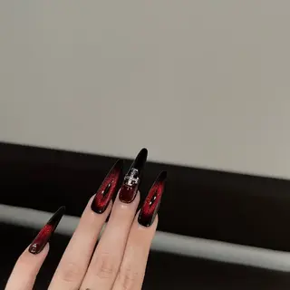 ネイル 鈴木 彩星のネイルデザイン