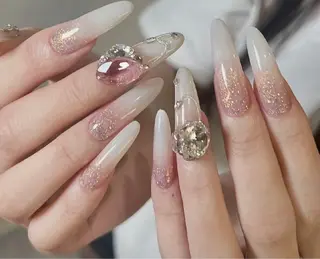 ネイル D-BEAUTY Nailsalonのネイルデザイン