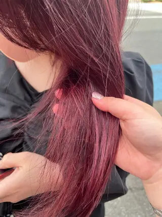 ロング ブリーチ /透明感カラー/のヘアスタイル