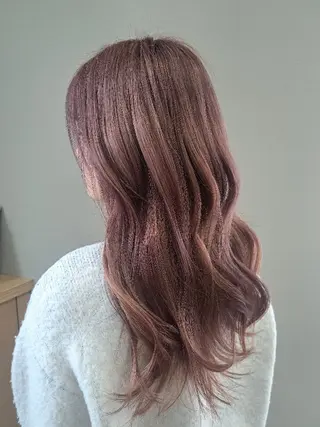 ロング カラー 徳永 小想のヘアスタイル