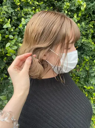 ミディアム NATSUKI😸 ‪✂︎‬南森町美容室のヘアスタイル