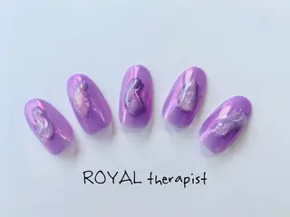 ネイル 【尾下】 ロイヤル•セラピストのネイルデザイン