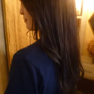 ロング 梅澤 舞のヘアスタイル