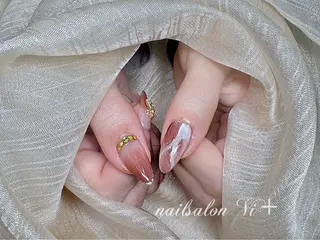 ネイル ✨Nailsalon Vi+✨のネイルデザイン