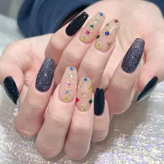 ネイル Queens 榊 まおのネイルデザイン