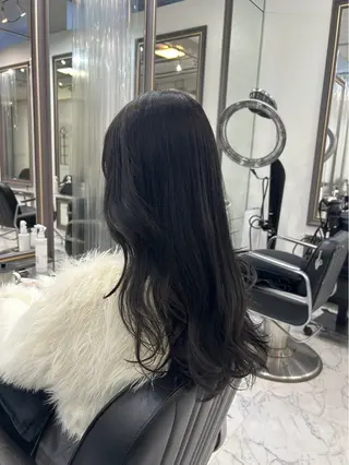 ロング カラー ⠀ 那月のヘアスタイル