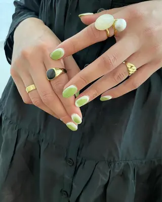 ネイル kiii.__ ✴︎*のネイルデザイン