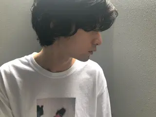 パーマ メンズ やまもと さえのヘアスタイル