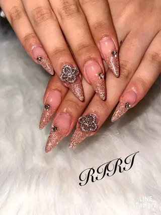 ネイル riri オーナーのネイルデザイン