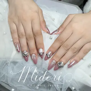 ネイル M eiのネイルデザイン