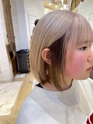 ミディアム カラー 脱白髪染め/ 髪質改善/ハクのヘアスタイル