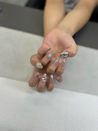 ネイル LOARY所属・LOARY 五日市店のネイルデザイン
